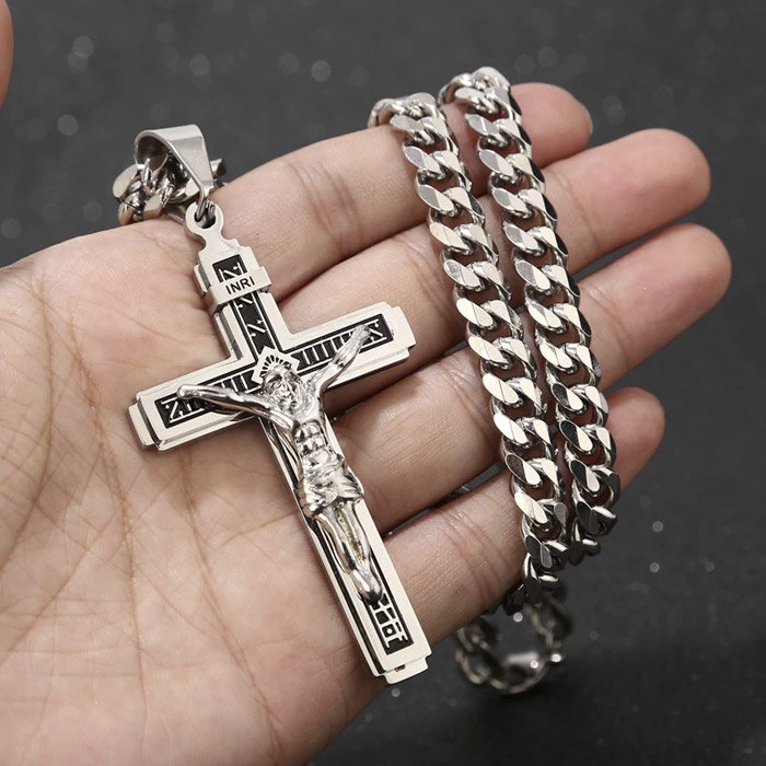 Jézust ábrázoló nyaklánc - Cross Necklace